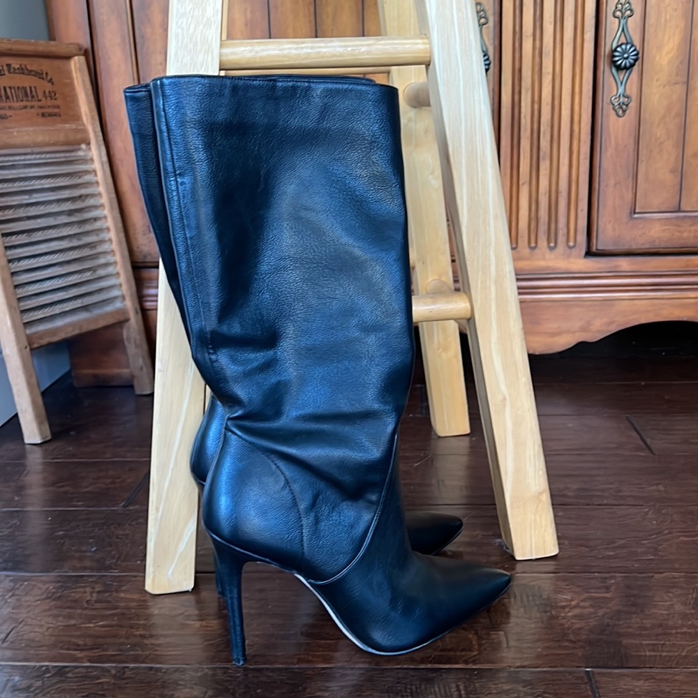 Black Heeled Boots